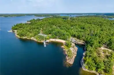 1216 Island 2060/Big Ship Island Georgian Bay Ontario P0E 1E0