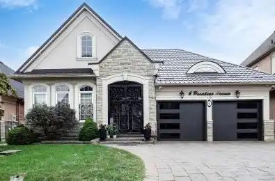 4 Pasadena Avenue Brampton Ontario L6P 2W1
