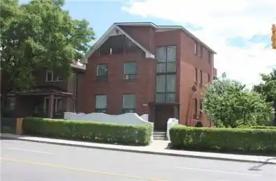 2123 Lawrence Avenue Unit# #1 Toronto W04 Ontario M9M 1H7