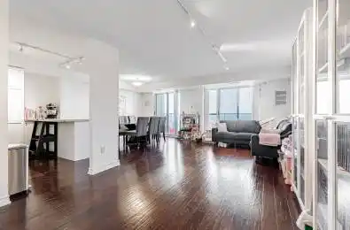 8 Covington Road Unit# 1108 Toronto C04 Ontario M6A 3E5