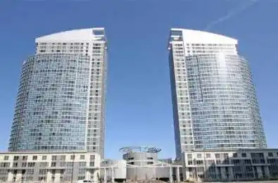 36 Lee Centre Drive Unit# 2906 Toronto E09 Ontario M1H 3K2