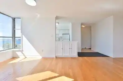 270 Queens Quay Boulevard Unit# 801 Toronto C01 Ontario M5J 2N4