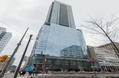 488 University Avenue Unit# 5016 Toronto C01 Ontario M6G 0C1