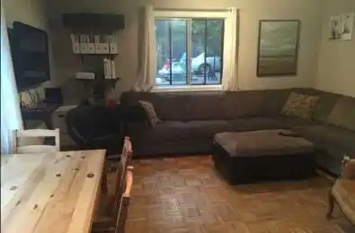 8 Casci Avenue Unit# 5 Toronto E02 Ontario M4L 2K3
