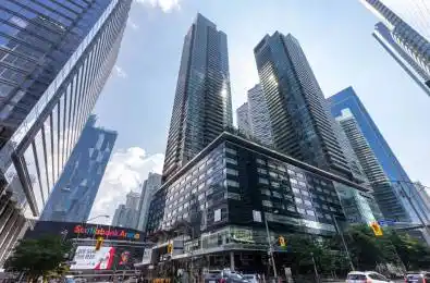 55 Bremner Boulevard Unit# 3909 Toronto C01 Ontario M5J 0A6