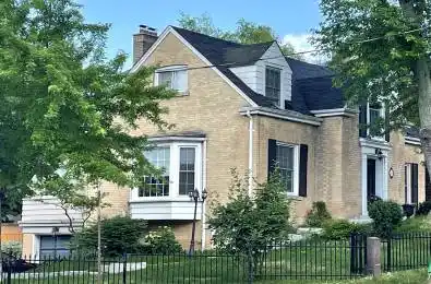 29 Highbourne Road Toronto C03 Ontario M5P 2J1