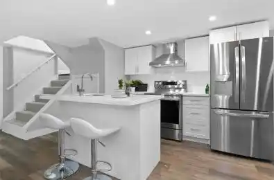 502 Upper Sherman Avenue Unit# Lower Hamilton Ontario L8V 3L8