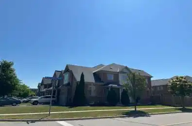 35 Westport Drive Whitby Ontario L1R 0J4