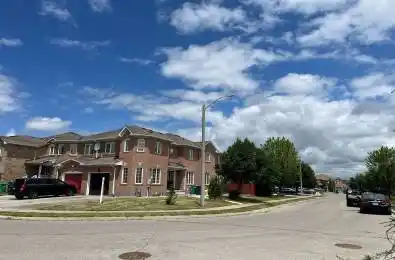 77 Vauxhall Crescent Brampton Ontario L7A 3A5