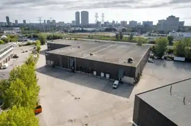 55 Esandar Drive Unit# 1 Toronto C11 Ontario M4G 4H2