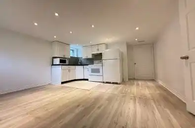 427 Taylor Mills Unit B Drive Unit# Bsmt Richmond Hill Ontario L4C 2T3