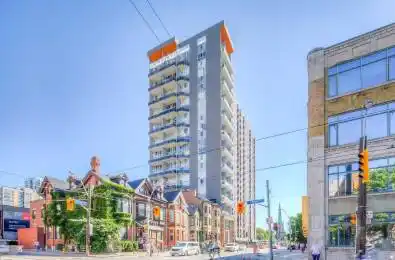86 Gerrard Street Unit# 10B Toronto C08 Ontario M5B 2J1