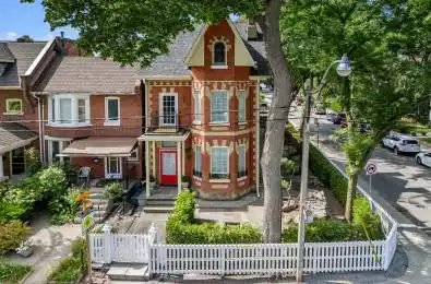 232 Shaw Street Toronto C01 Ontario M6J 2W8