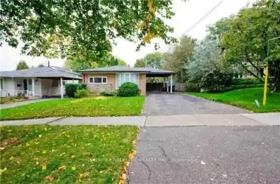 16 Trailside Drive Toronto C15 Ontario M2J 2C9