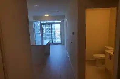 8960 Jane Street Unit# 2516 Vaughan Ontario L4K 2M9