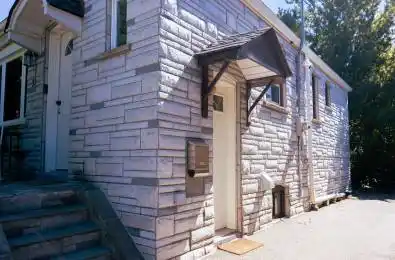 33 Juliet Crescent Unit# Lower Toronto W03 Ontario M6M 1N5