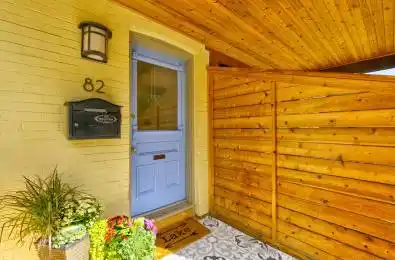 82 Withrow Avenue Toronto E01 Ontario M4K 1C9