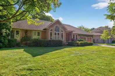 6 Falling Leaf Court Aurora Ontario L4G 6K6