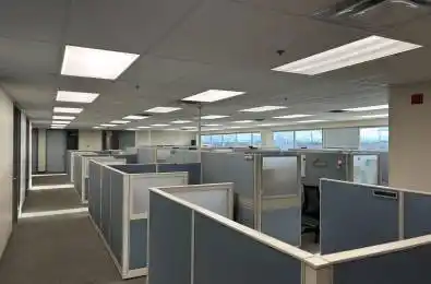 107 Walker Drive Unit# B Brampton Ontario L6T 5K5