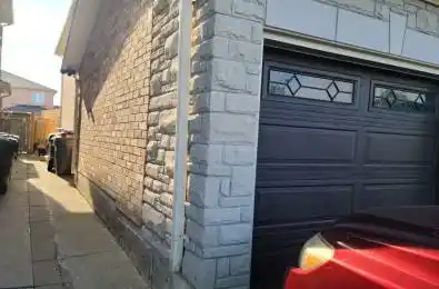 11 Heathbrook Avenue Brampton Ontario L6P 2N1