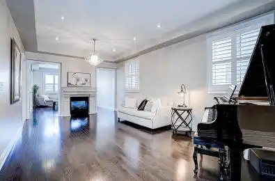 253 Cannes Avenue Vaughan Ontario L4H 3W9