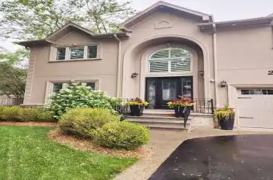 2293 Sovereign Street Oakville Ontario L6L 1L5