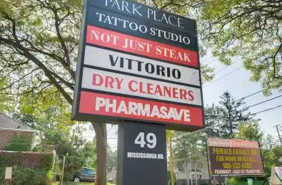 49 Mississauga Road Unit# 3 Mississauga Ontario L5H 2H9