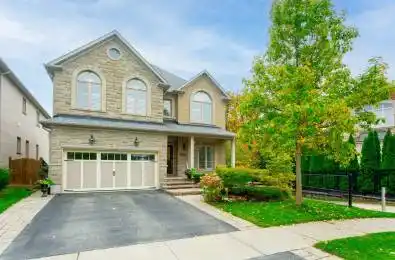 2135 Devonshire Crescent Oakville Ontario L6M 0G2