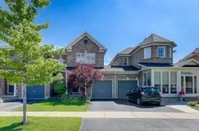 19 Walkview Crescent Richmond Hill Ontario L4E 4H5