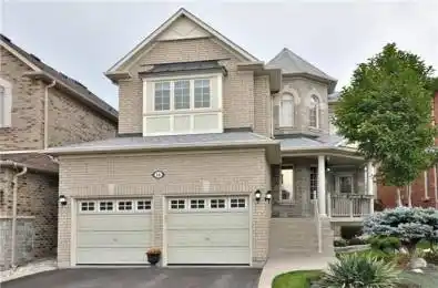 16 Ravine Edge Drive Richmond Hill Ontario L4E 4J2