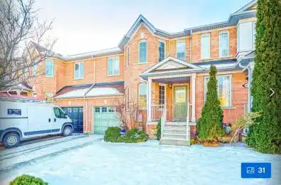 89 Grasslands Avenue Richmond Hill Ontario L4B 4K5