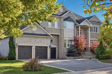72 Duncton Wood Crescent Aurora Ontario L4G 7T4