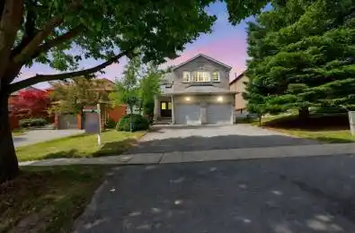 351 Kirby Crescent Newmarket Ontario L3X 1G8