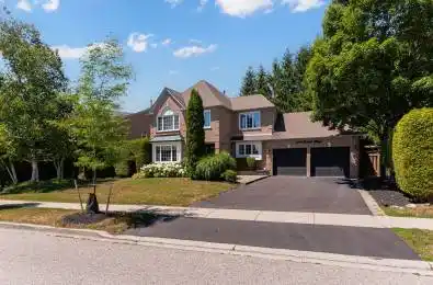 129 Foxtail Ridge Newmarket Ontario L3X 1Z2
