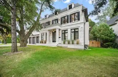 34 Greengate Road Toronto C13 Ontario M3B 1E8