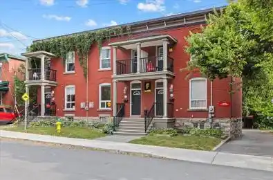134 Elm Street West Centre Town Ontario K1R 6N5