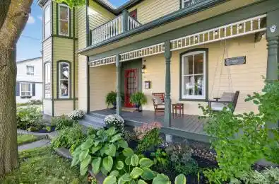 221 Prospect Street Newmarket Ontario L3Y 3T8