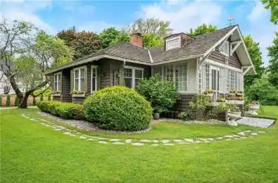 227 Green Street Burlington Ontario L7R 0B1