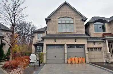 2104 PINEVALLEY Crescent Oakville Ontario L6H 6L8