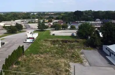 4354 DRUMMOND Road Niagara Falls Ontario L2E 6S3