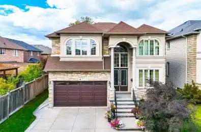 9 Lorupe Court Hamilton Ontario L9G 0B4