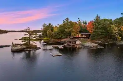 1069 White Eagle Road Gravenhurst Ontario P0E 1G0