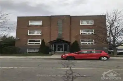 97 Vachon Avenue Vanier and Kingsview Park Ontario K1L 5S7