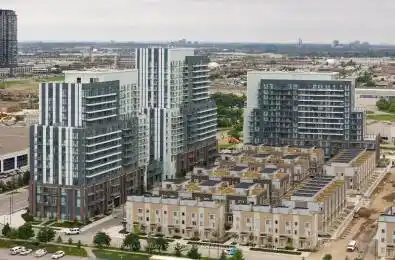 130 Honeycrisp Crescent Unit# 324 Vaughan Ontario L4K 0N6