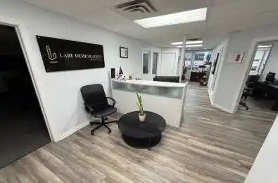 10212 Yonge Street Unit# 206 Richmond Hill Ontario L4C 3B6