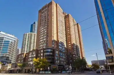 633 Bay Street Unit# 1923 Toronto C01 Ontario M5G 2G4