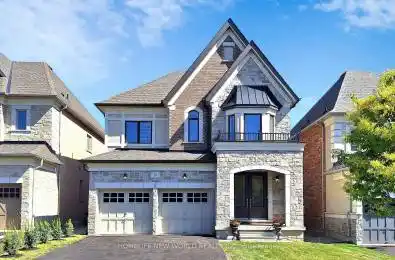 36 Strawbridge Farm Drive Aurora Ontario L4G 0V3