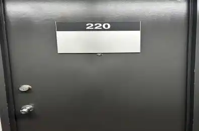 650 King Street Unit# 220 Oshawa Ontario L1H 1G5