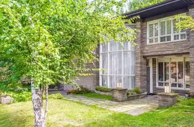 15 Ridelle Avenue Toronto C04 Ontario M6B 1H5