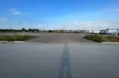 100 Shamrock Road Unit# Lot 33 London South Ontario N6E 0B6